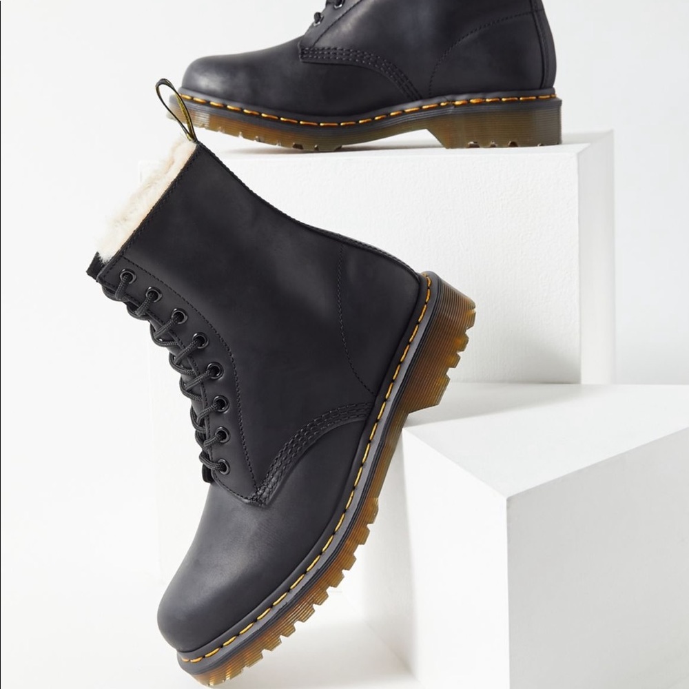 Dr martens 1460 faux fur-lined boot